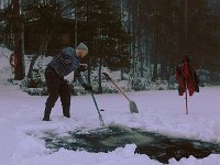 Tällä kertaa tyydyttiin vain ihmisen mentävään avantoon,  2008 ,  2012